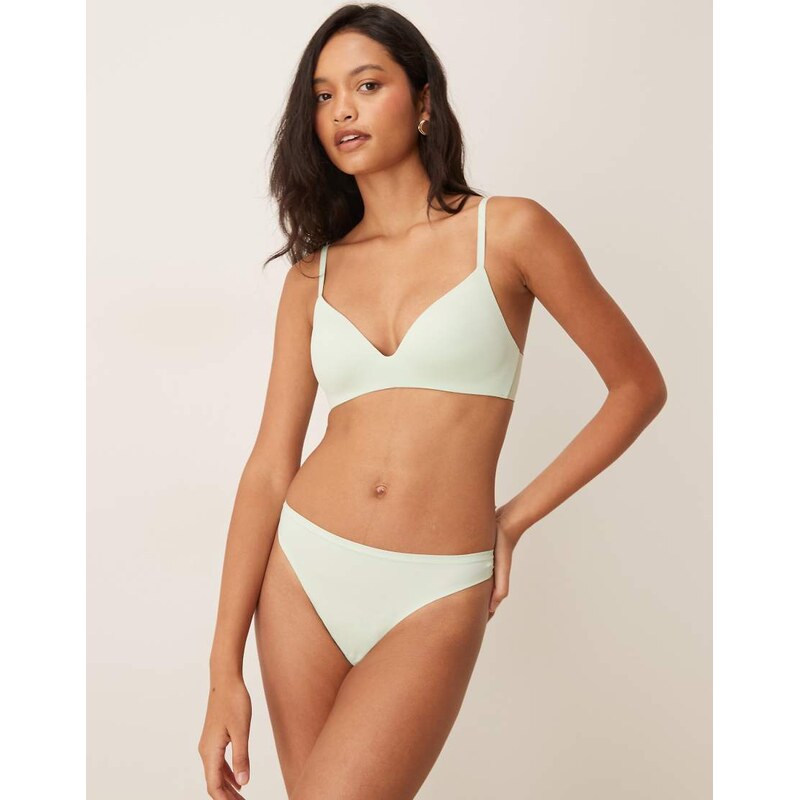 Calvin Klein Perfectly Fit wire free bra in mint-Green 114975119