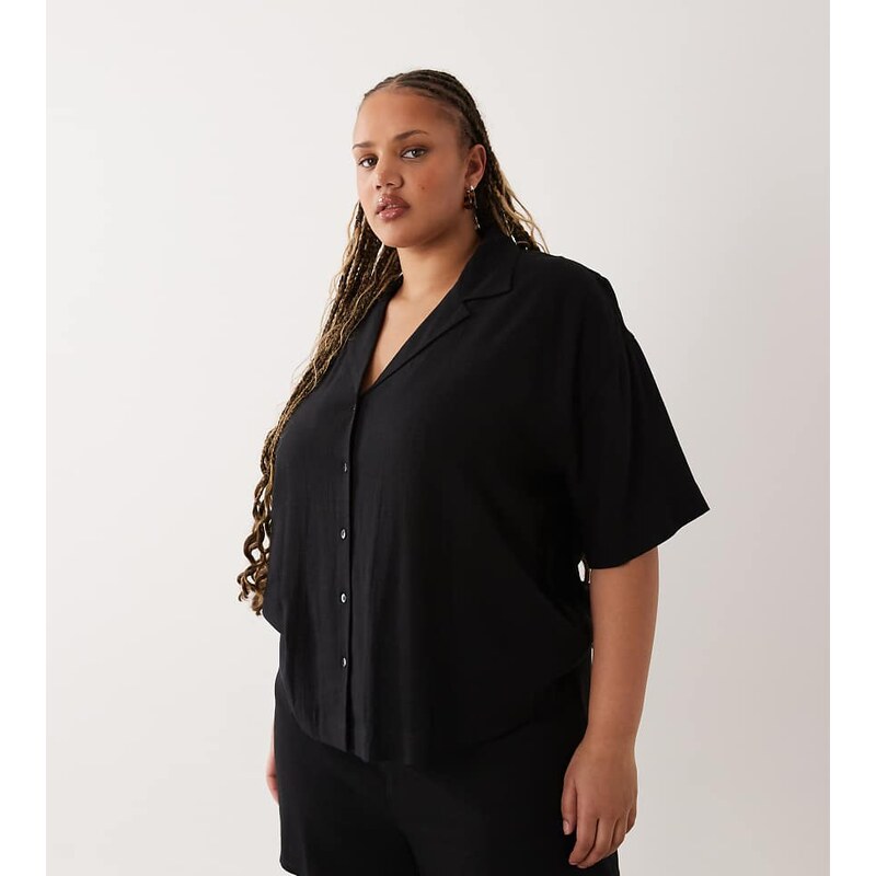 ASOS Curve ASOS DESIGN Curve revere collar linen shirt in black 115522102