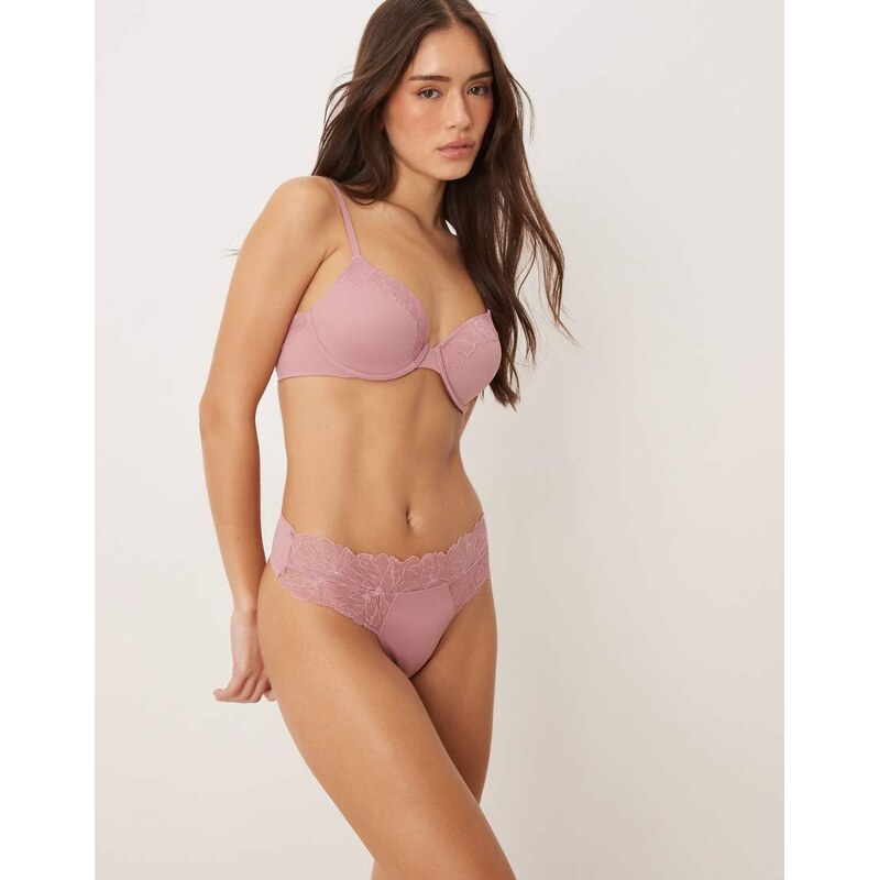 Calvin Klein Perfectly Fit Lace thong in mauve-Purple 114976992
