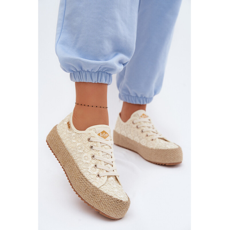 Krajkové tenisky Espadryle na platformě Lee Cooper LCW-26-31