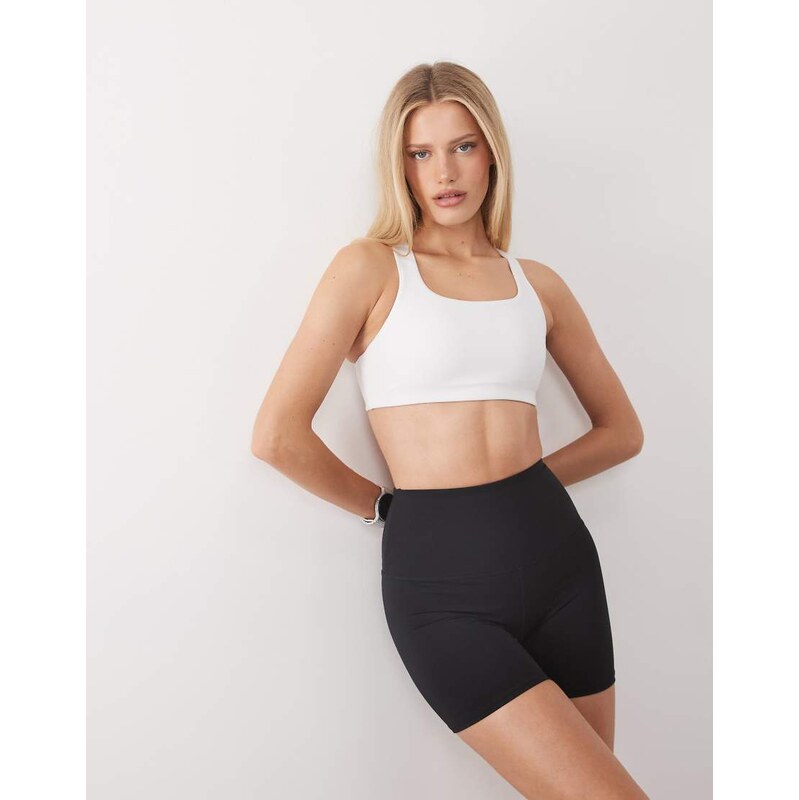 4505 active medium support sports bra with removable padding in white 115523094