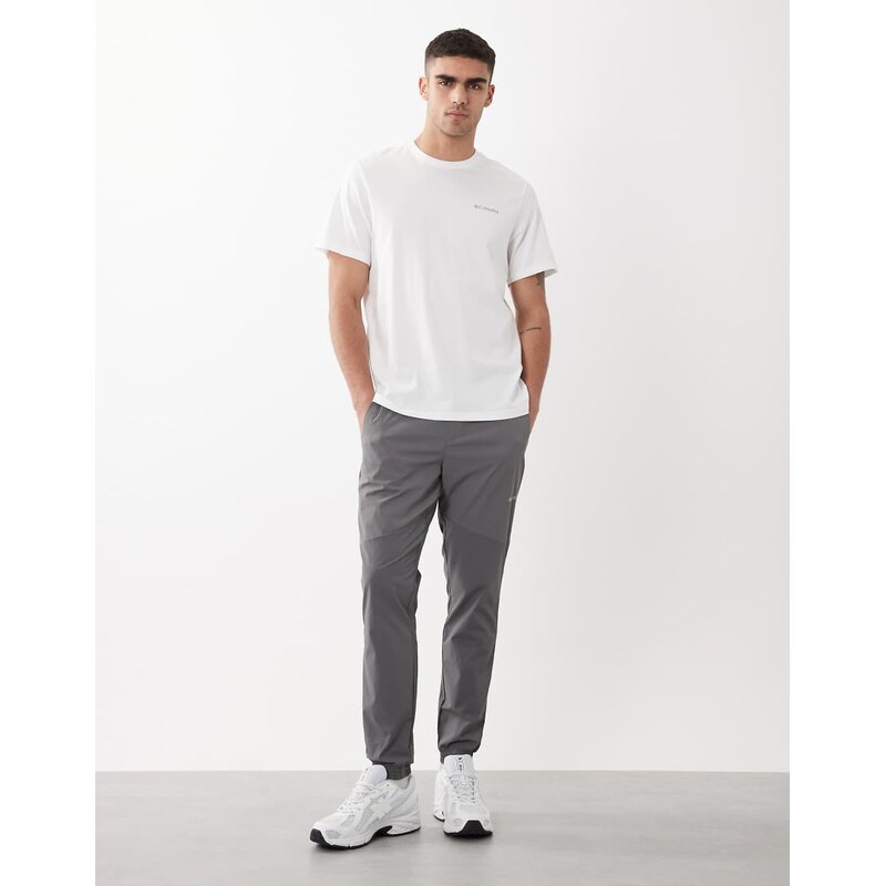 Columbia CSC basic t-shirt in white