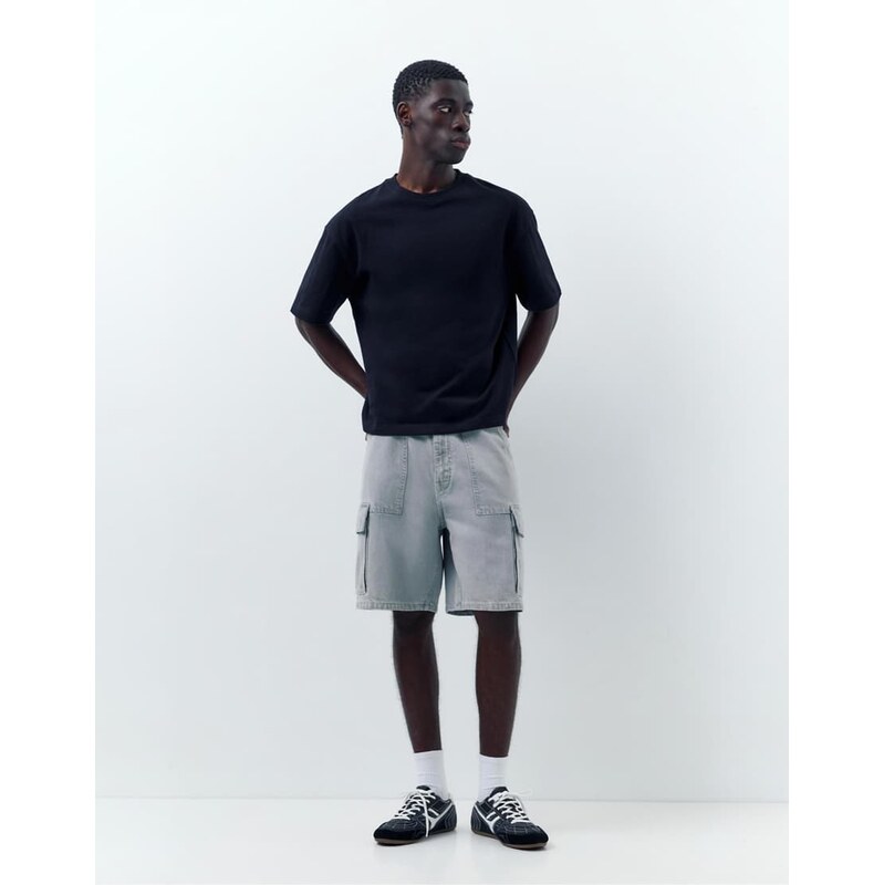 Pull&Bear Baggy cargo bermuda shorts in pale grey