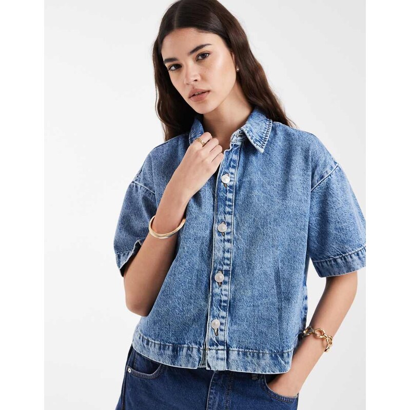 Pieces boxy denim shirt in medium blue 115522551