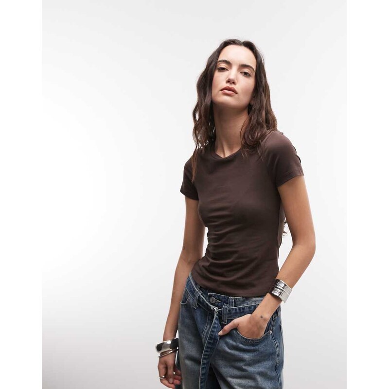 Monki slim fit baby tee in dark brown - BLACK