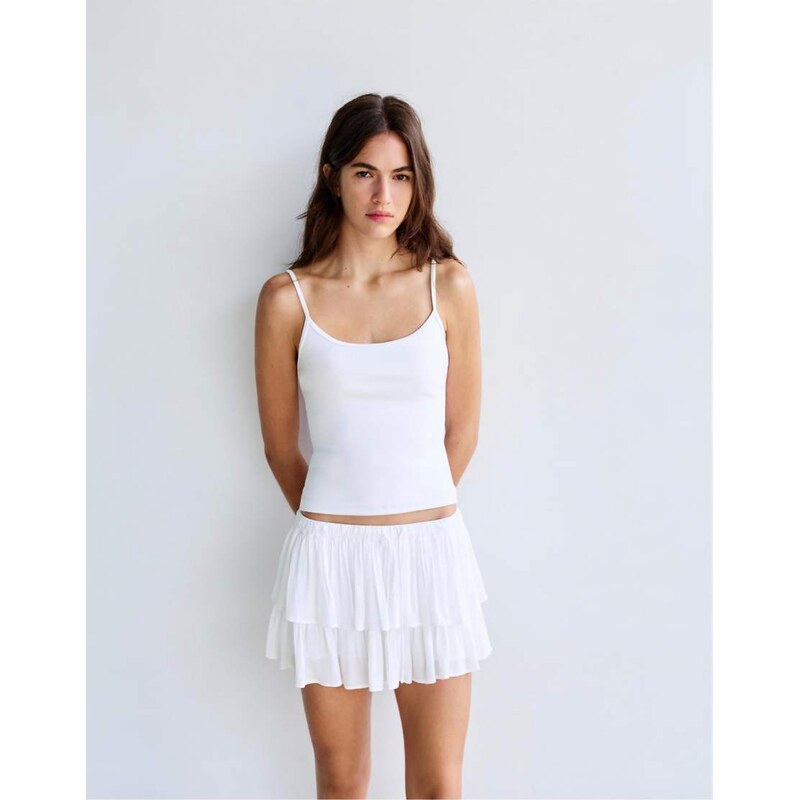 Pull&Bear Skort with ruffles in white 115005705