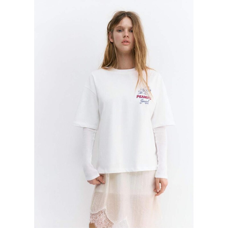Pull&Bear Peanuts snoopy t-shirt in ice-White 115007284