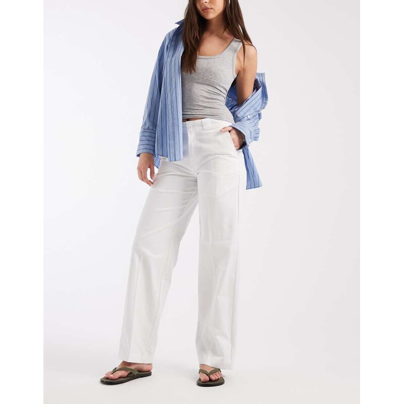 Dickies 247 loose work trousers in white 115007195