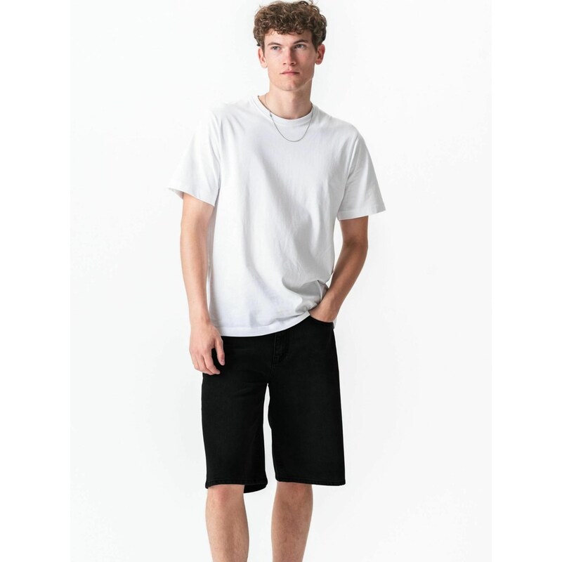 TEESHOPPEN Kalhoty  Denim shorts  černá