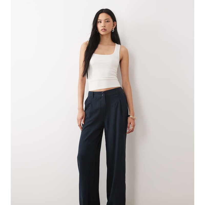 ASOS Tall ASOS DESIGN Tall wide leg trousers with pleat detail in 115518707
