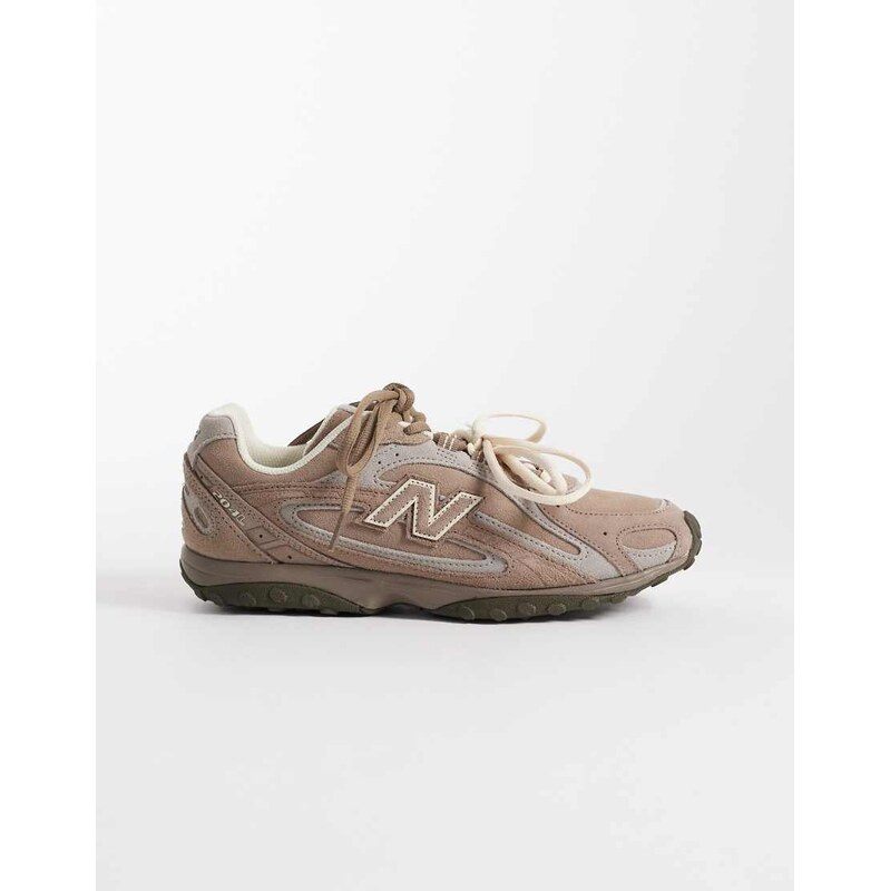 New Balance 204L trainers in brown