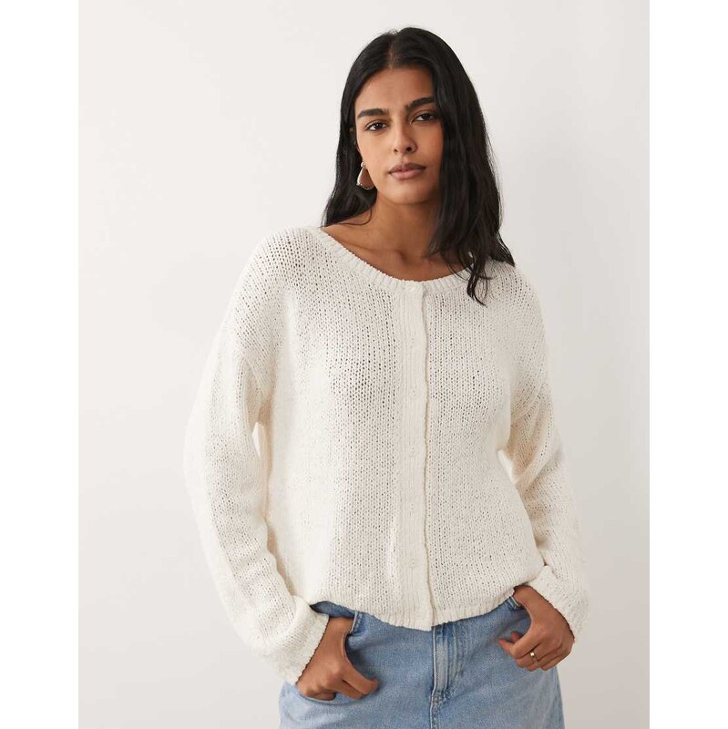 Abercrombie & Fitch button up lightweight knit micro cardigan in cream 115033981