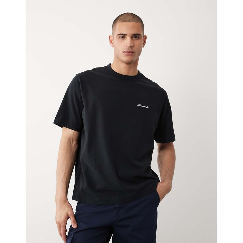 Abercrombie & Fitch boxy short sleeve italic logo t-shirt in black 115040460