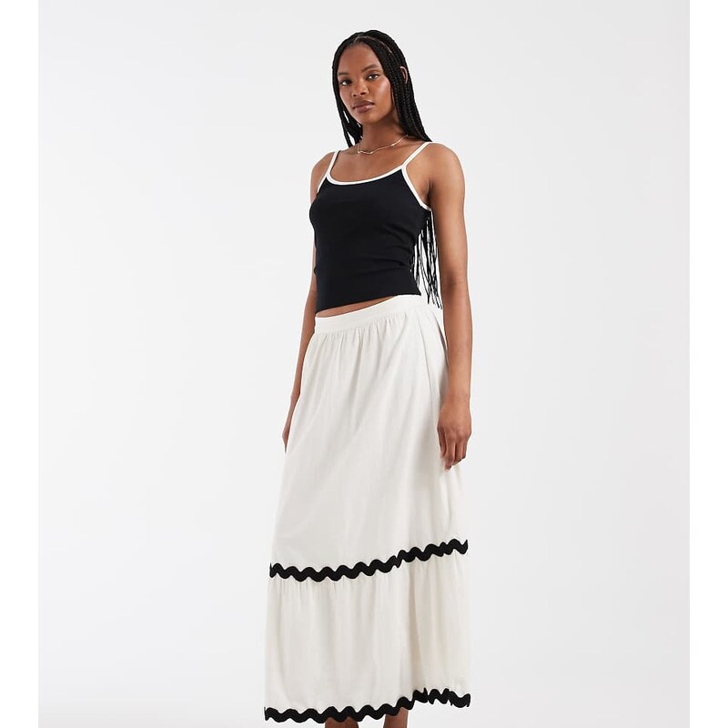 Vero Moda Tall full tiered maxi skirt with contrast scallop trim