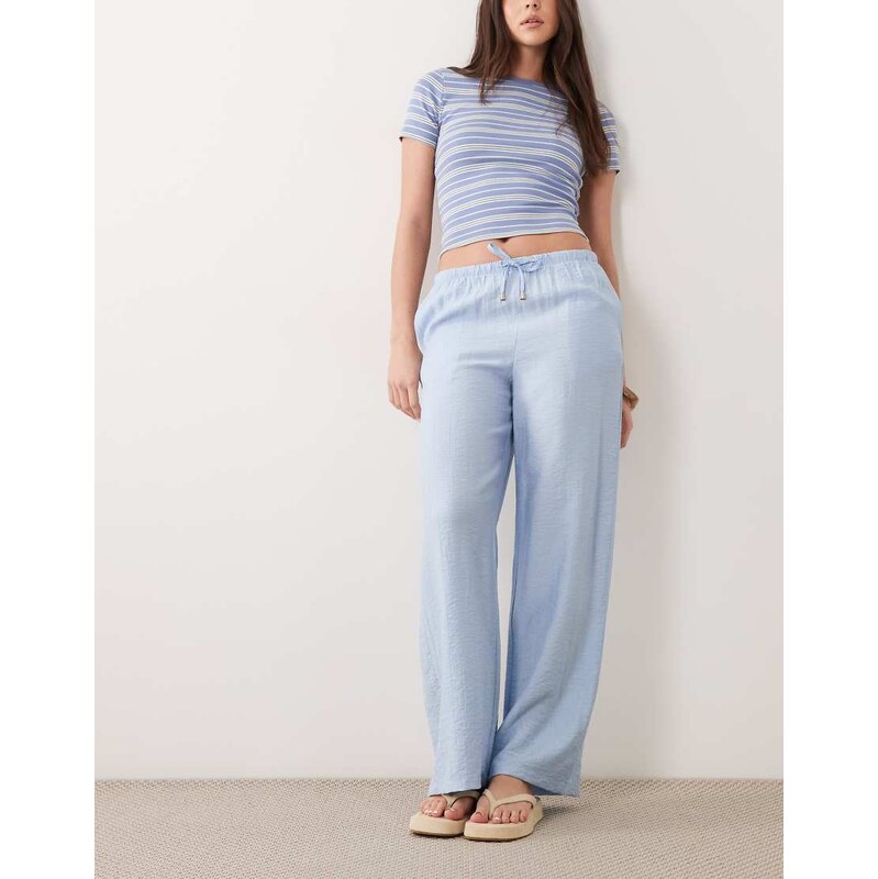 New Look crinkle wide leg trousers in powder blue
