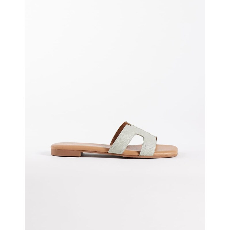 New Look metal bar detail sandal in pale green