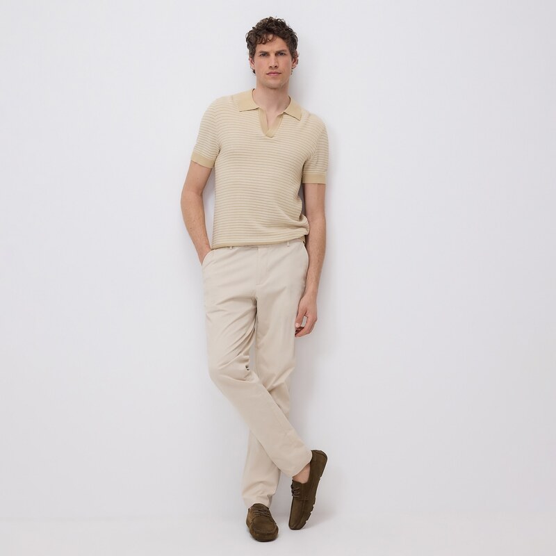 Reserved - Kalhoty chino slim fit - béžová