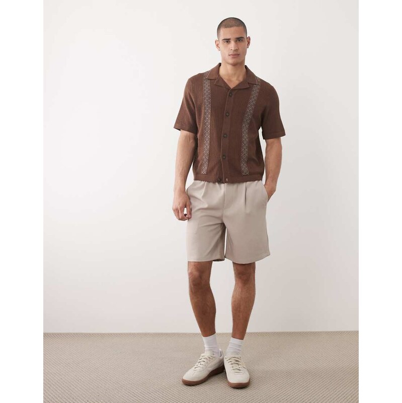ONLY & SONS pull on pleated shorts in cream-White