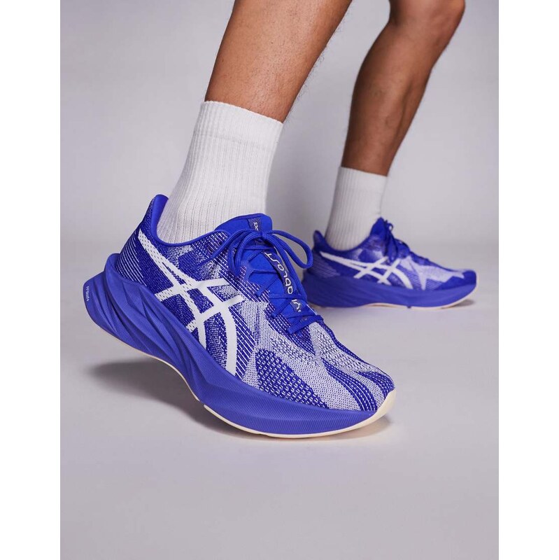 Asics Dynablast 5 running trainers in blue and white 115057717