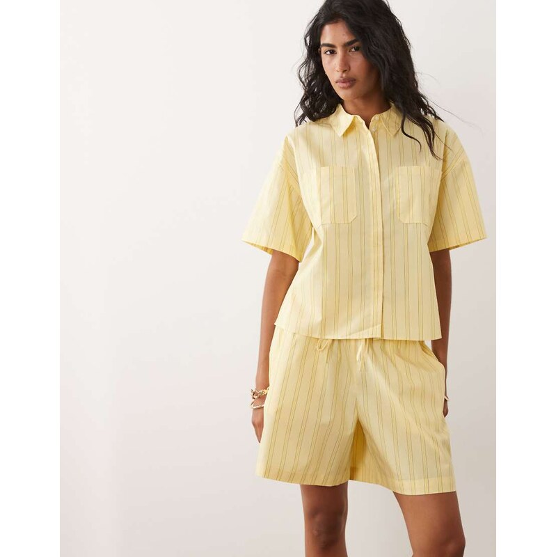 JDY mid waist shorts co-ord in yellow stripes 115057911