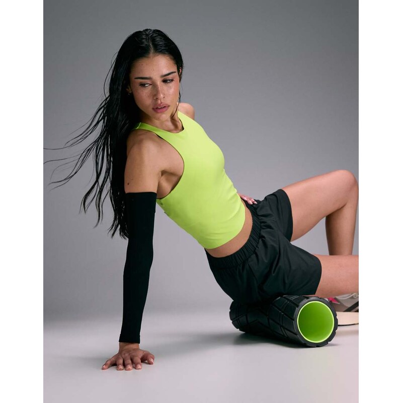 4505 Premium internal support running vest with bonded seams and