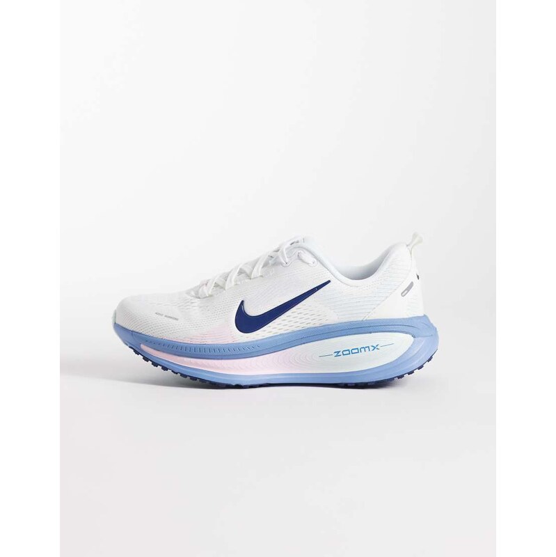 Nike Running Vomero 18 trainers in white and slate blue