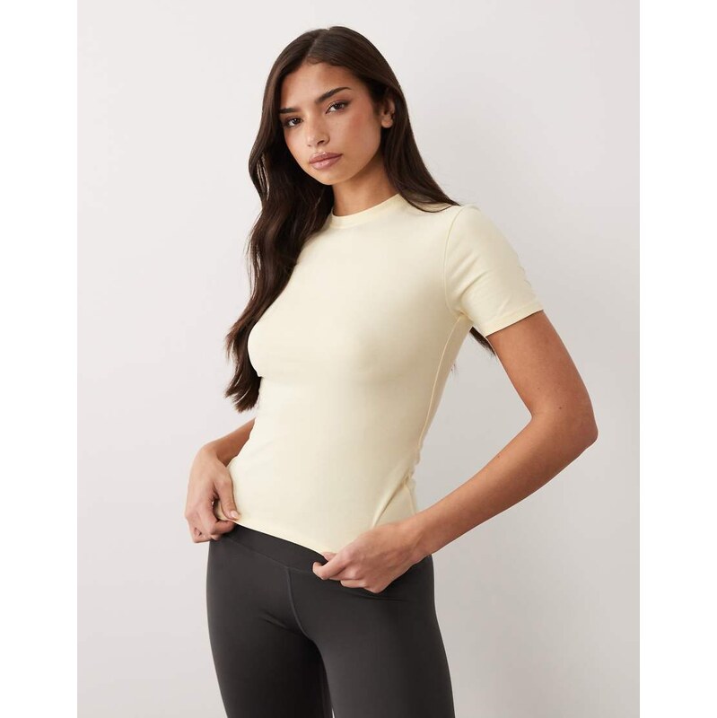 4505 fitted cotton everyday t-shirt with quick dry finish in