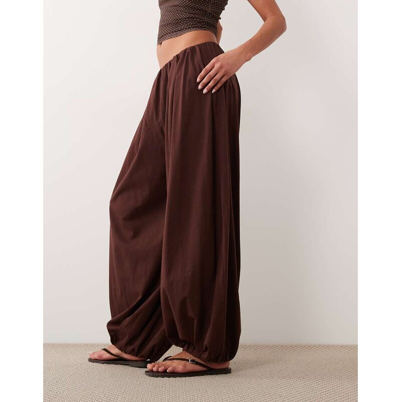 Miss Selfridge balloon pants in chocolate-Black 115527503