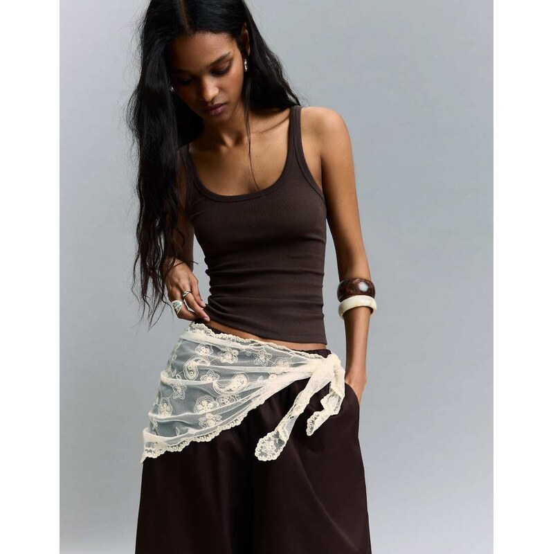 Bershka Embroidered scarf in ecru-White 115123360