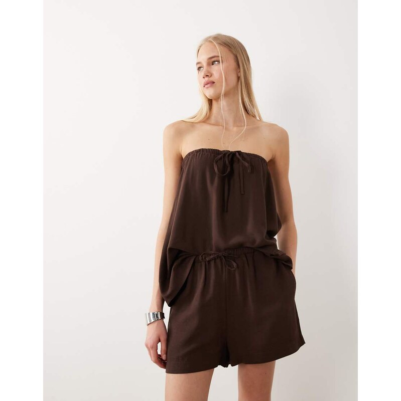 ASOS DESIGN linen blend pull on deep turn short in chocolate co ord-Brown