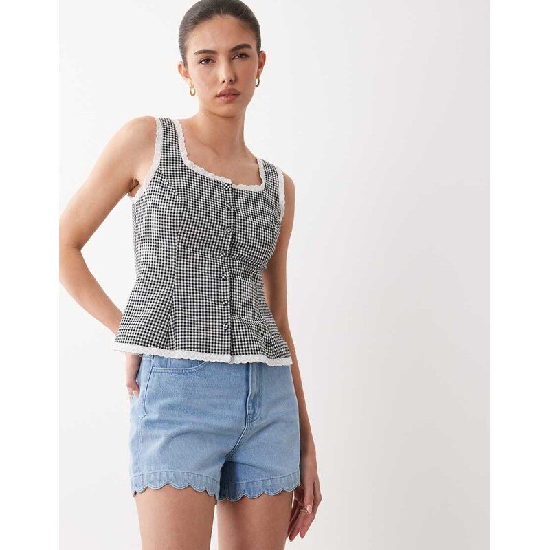 Nobodys Child denim scallop hem shorts in light blue wash 115136247