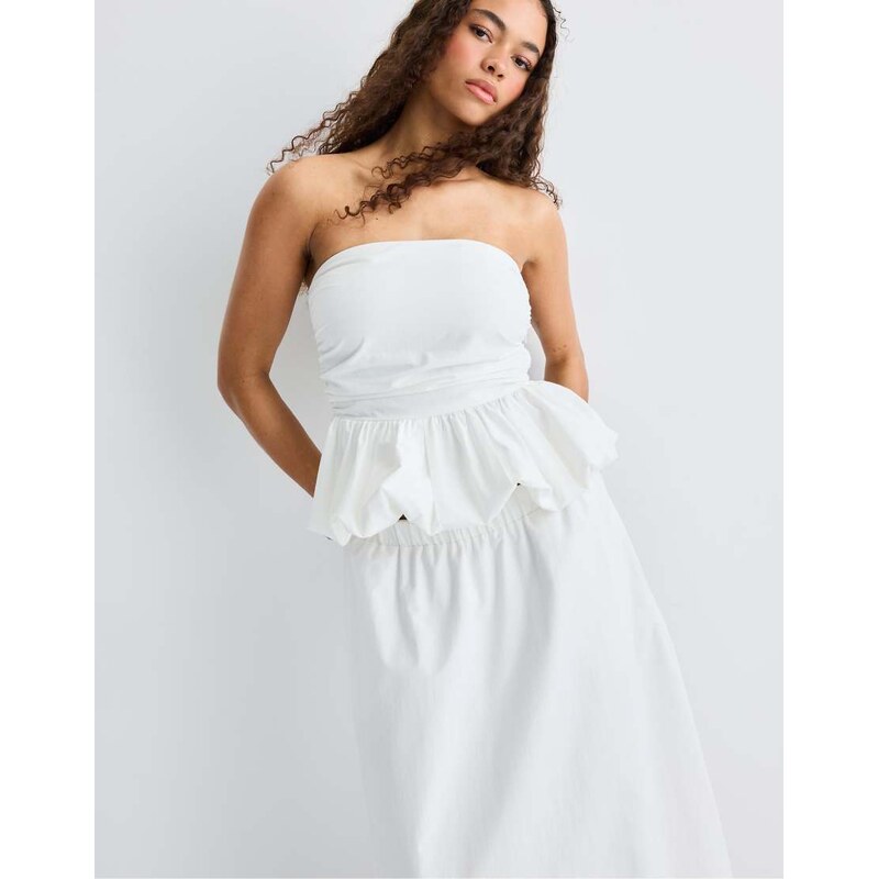 Stradivarius Balloon bustier top in white 115156001