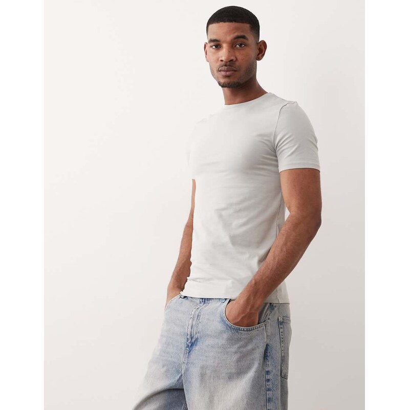 ASOS DESIGN Essentials muscle fit t-shirt in light grey-Green