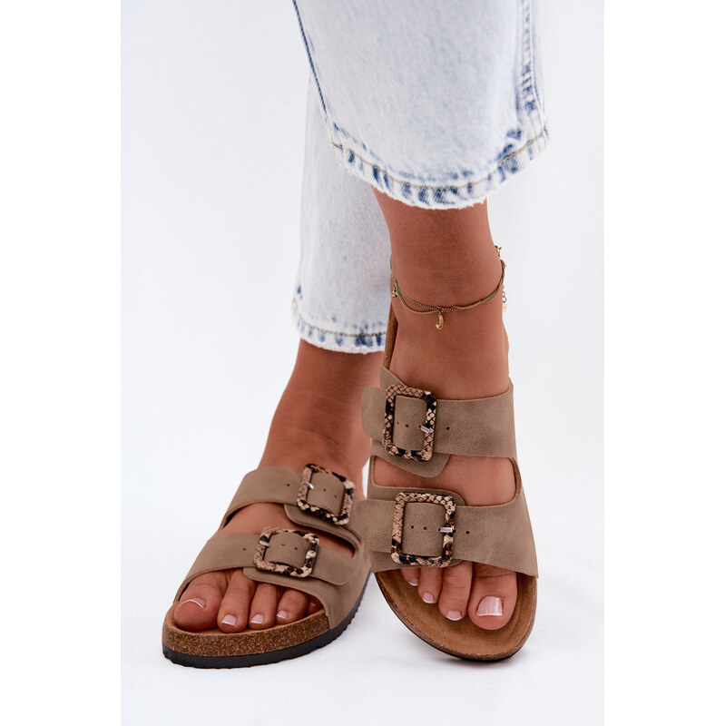 Dámské pantofle Khaki s přezkami Lee Cooper LCW-26-35-4451L 115139322