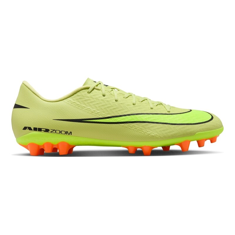 Turfy Nike Volt 609899
