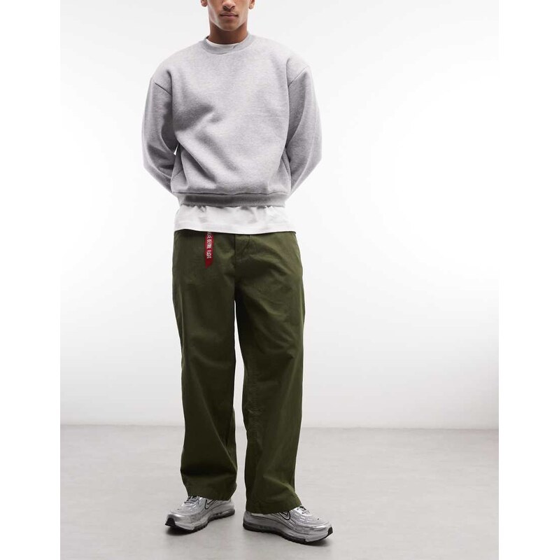 Alpha Industries cargo trousers in dark khaki-Green 115149330