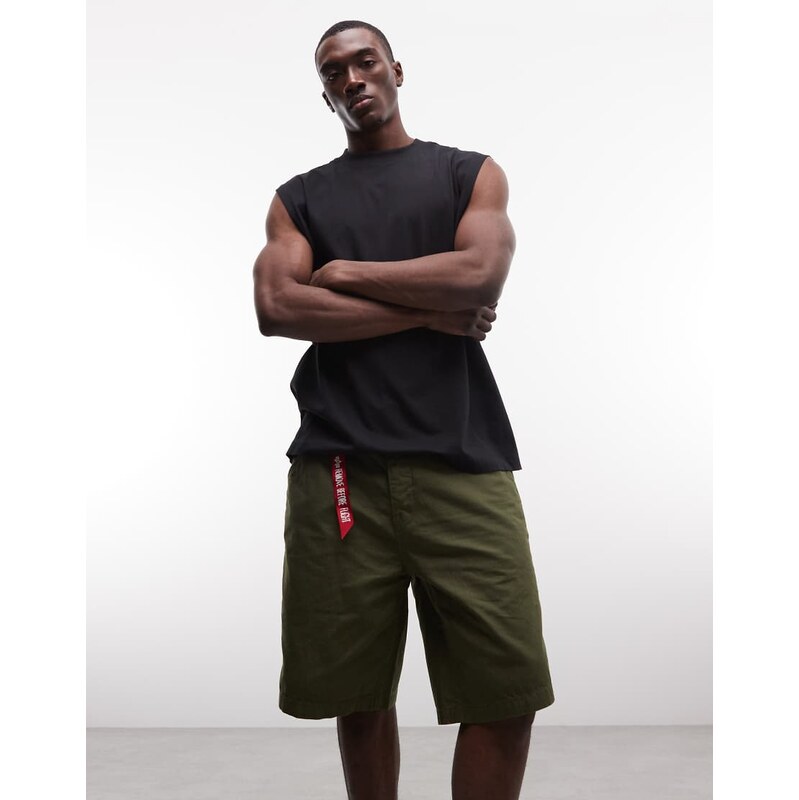 Alpha Industries cargo shorts in dark khaki-Green 115149331