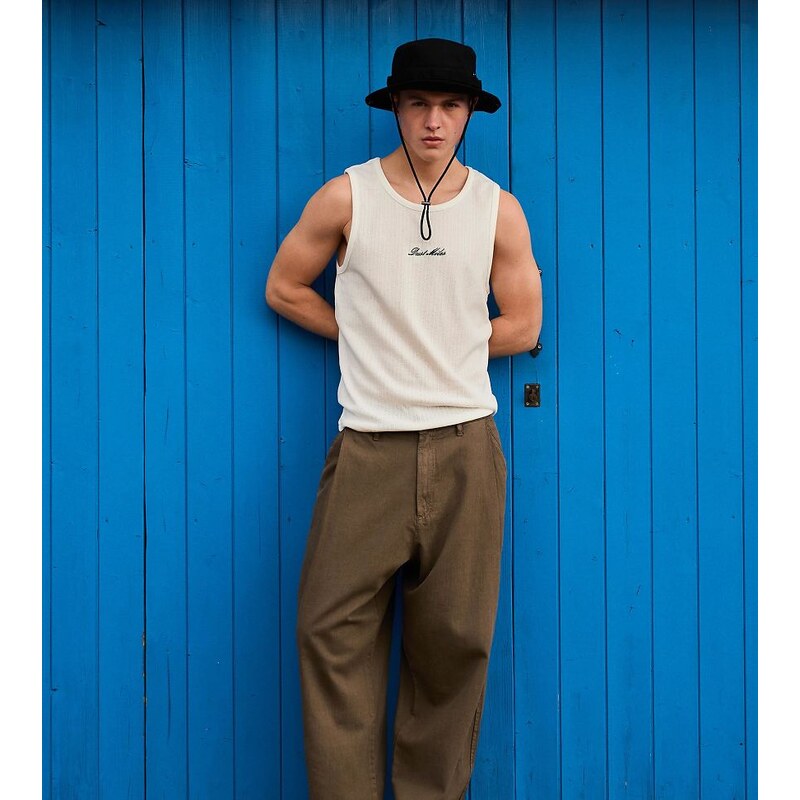Bershka Super baggy trousers with linen in brown