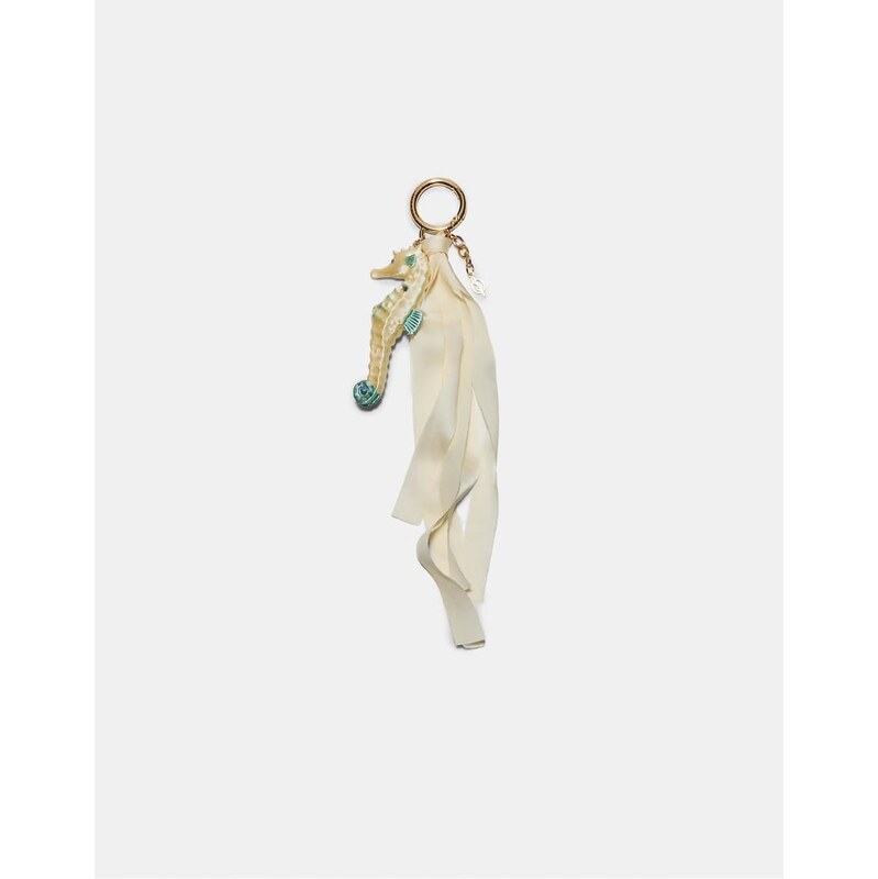 Stradivarius Seahorse charm key ring in white 115149580