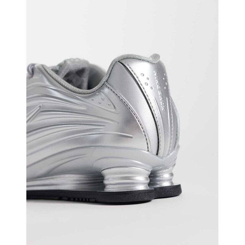 Nike Shox Z trainers in metallic silver