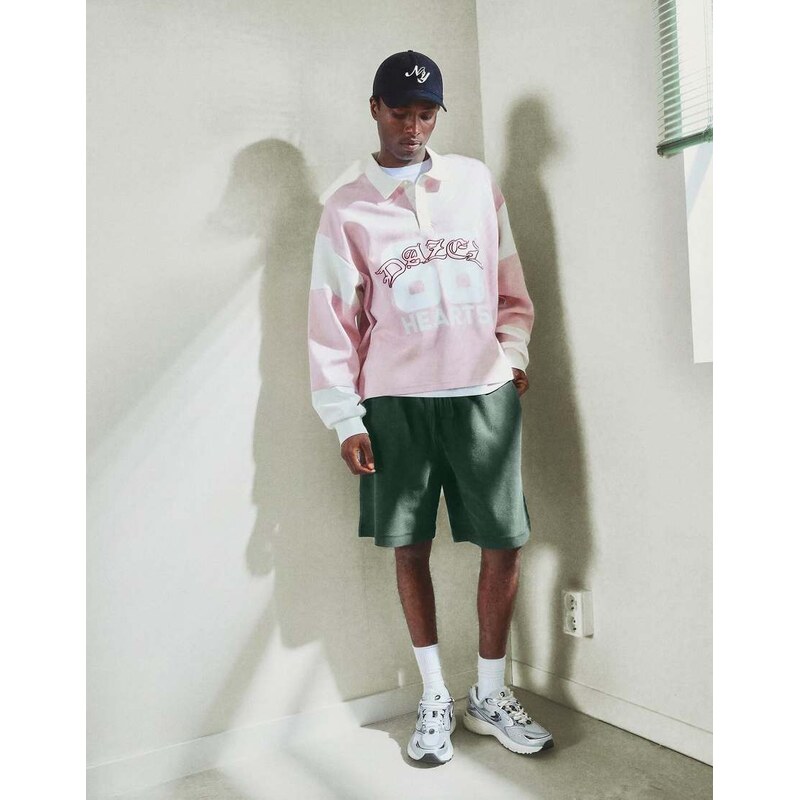 Bershka Loose-fitting bermuda shorts in green