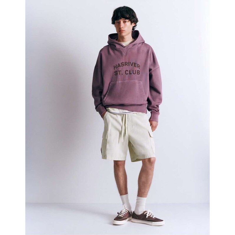 Pull&Bear Cargo bermuda shorts in beige-Neutral