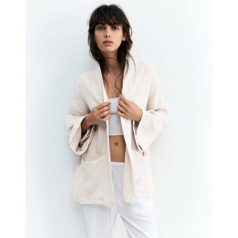 Pull&Bear Crepe kimono in beige-Neutral 115153555