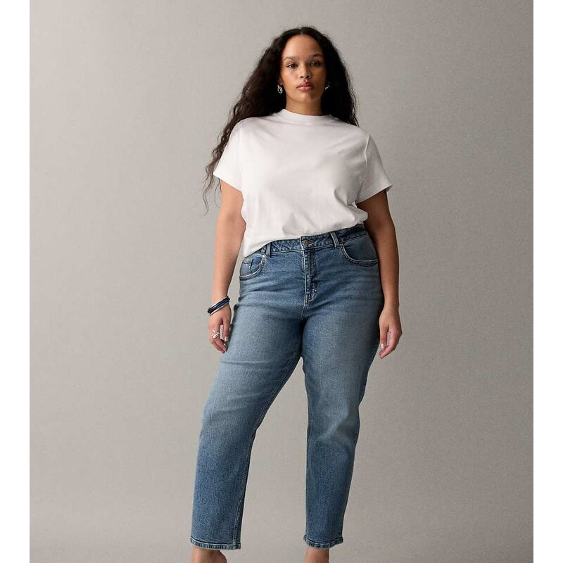 ASOS Curve ASOS DESIGN Curve slim fit mom jeans in vintage wash