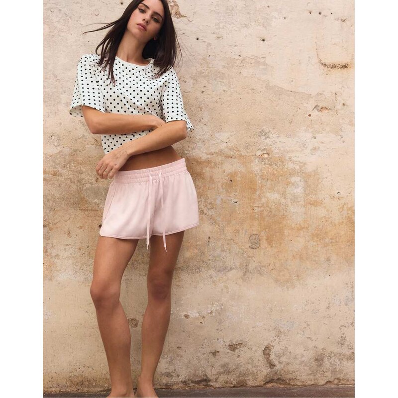 Stradivarius Satin mini shorts in pastel pink 115156030