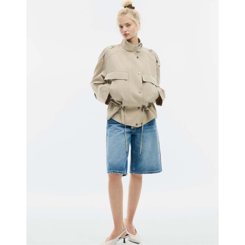 Stradivarius Fluid cropped jacket with front pockets in stone