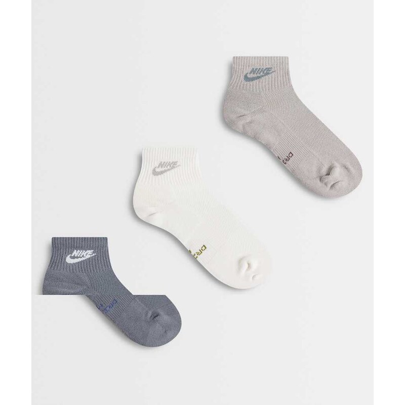 Nike Everyday 3 pack ankle socks in brown multi