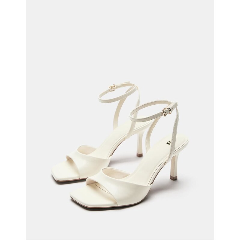 Pull&Bear Heeled sandals in ecru-White