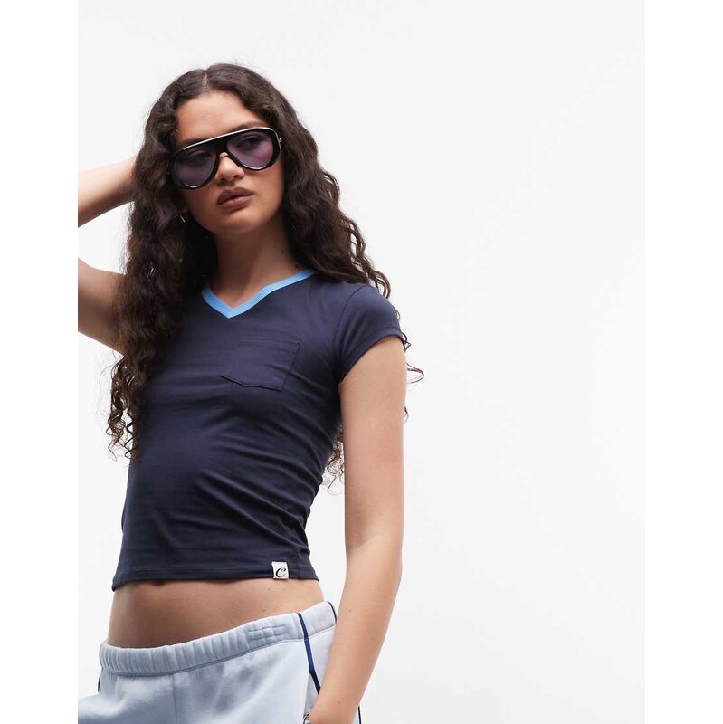 COLLUSION 90s v-neck fitted contrast tee in navy 115217780