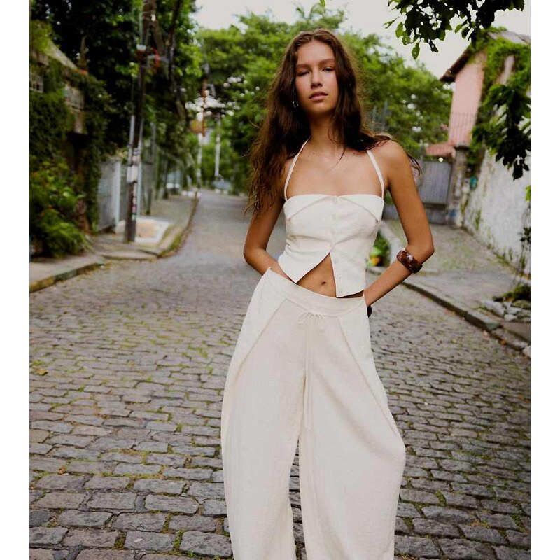 Bershka Tall wide-leg rustic pleated trousers in white